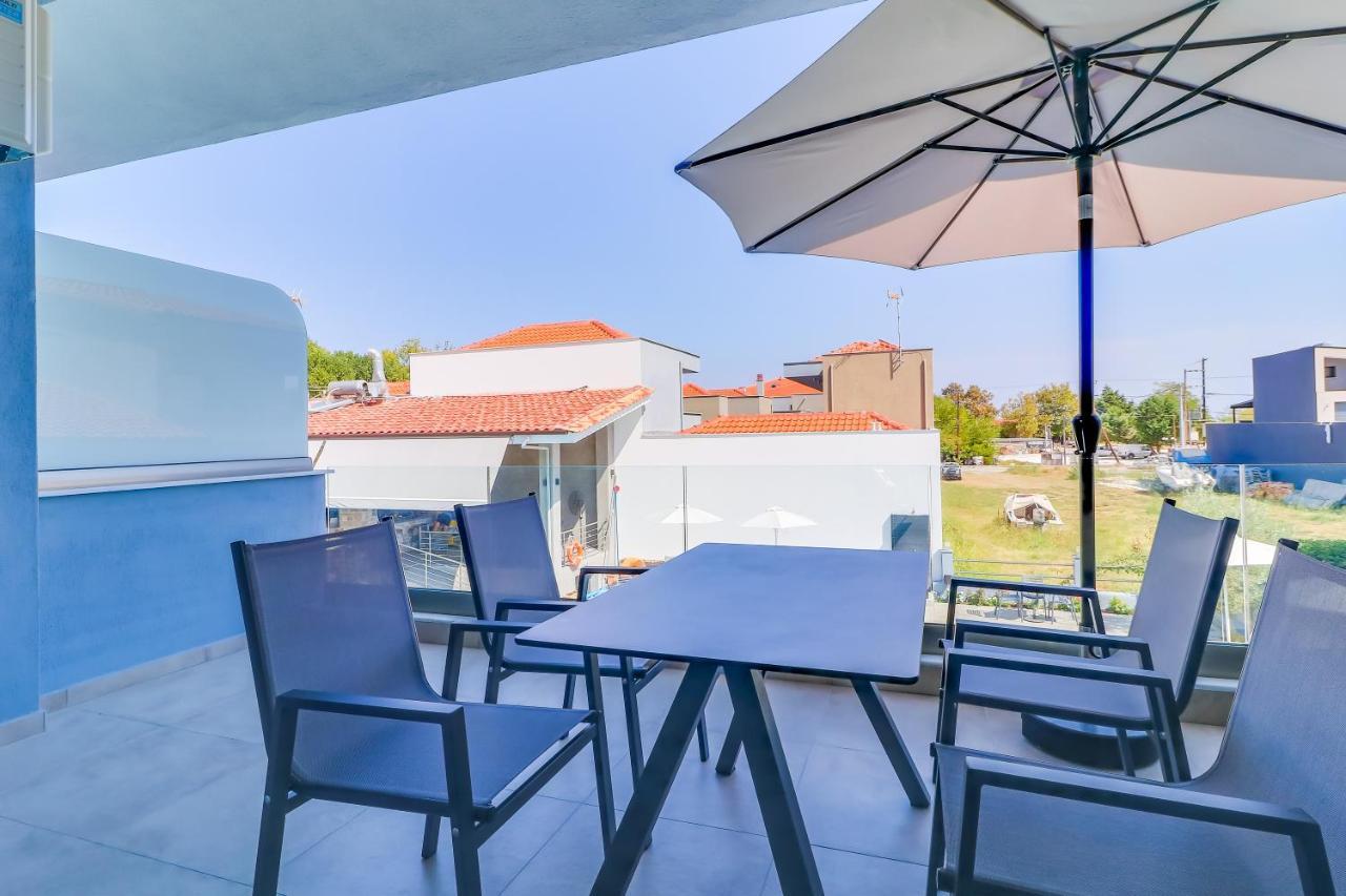 Theros Villas & Suites 크리시 아모우디아 외부 사진